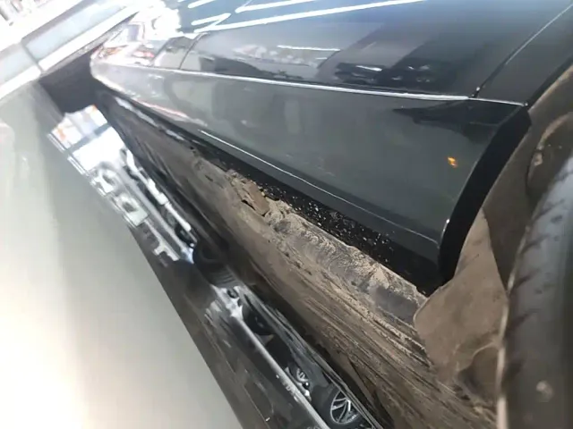 Mercedes-Benz E-Class — Фото автомобиля 21