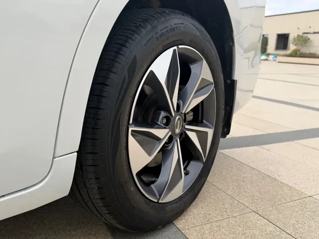 GAC Trumpchi M6 — Фото автомобиля 17