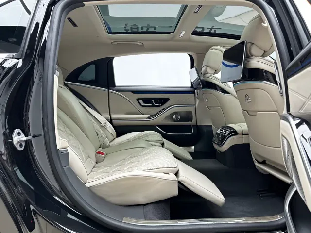 Mercedes-Benz Maybach S-Class — Фото автомобиля 20