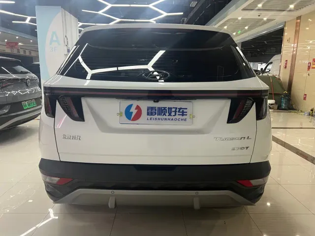 Hyundai Tucson — Фото автомобиля 6