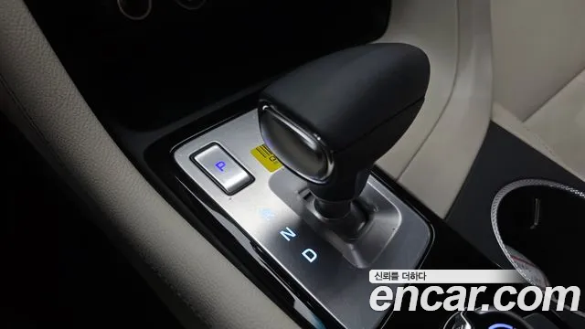Genesis G70 Новый G70 Бензин 2.5T 2WD — Фото автомобиля 9