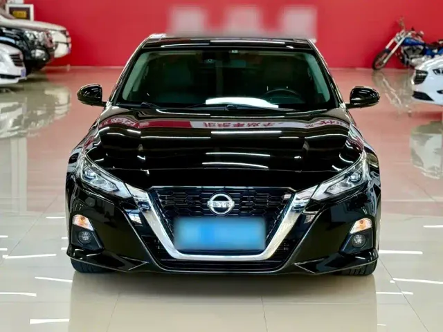 Nissan Teana — Фото автомобиля 2