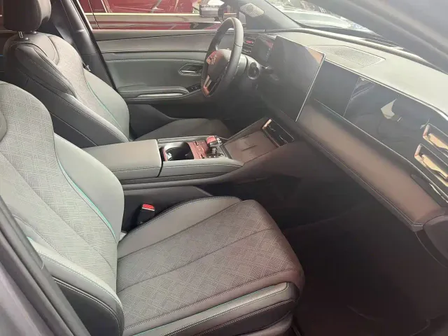 BYD Qin L — Фото автомобиля 7
