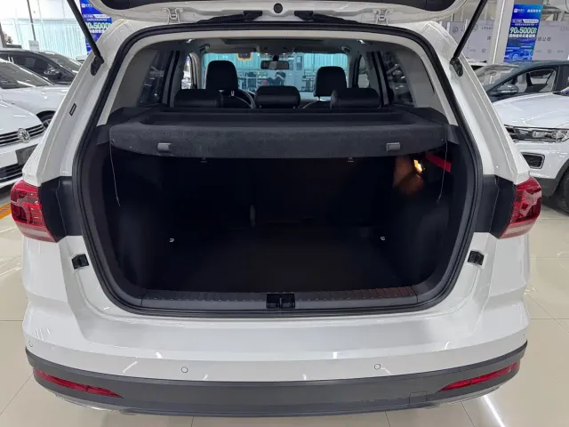 Volkswagen Tharu — Фото автомобиля 9