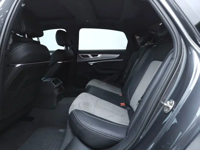 Audi A6L — Фото автомобиля 9