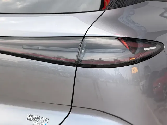 BYD Sealion 06 — Фото автомобиля 19