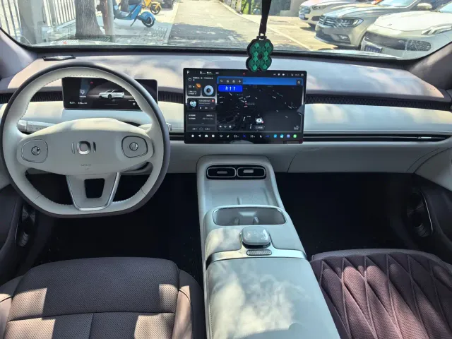 Changan Qiyuan A06 — Фото автомобиля 5