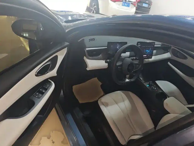 BYD Seal 05 DM-i — Фото автомобиля 15