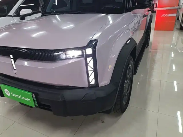 iCAR 03 — Фото автомобиля 23