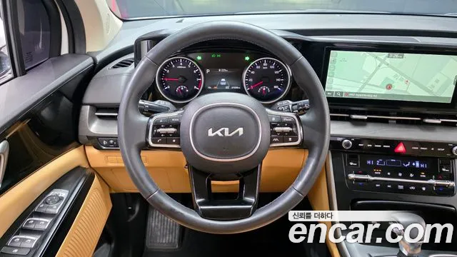 Kia Canival — Фото автомобиля 13