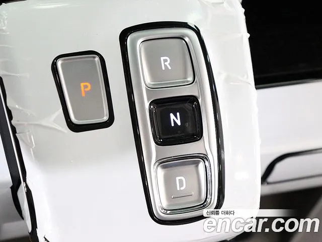 Hyundai Staria Staria 4WD Lounge 7 мест — Фото автомобиля 8