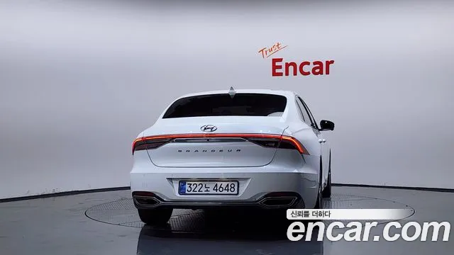 Hyundai Grandeur Новый Grandeur IG — Фото автомобиля 4
