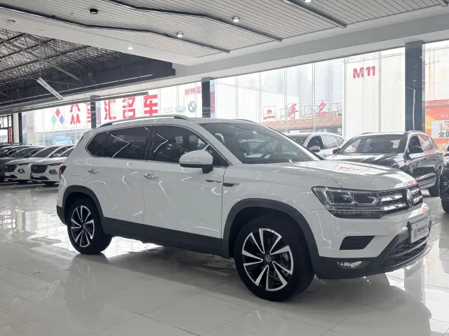 Volkswagen Tharu — Фото автомобиля 3