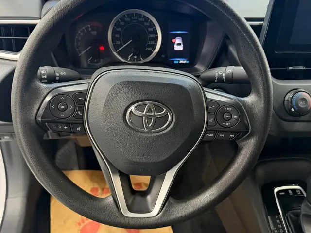 Toyota Corolla — Фото автомобиля 7