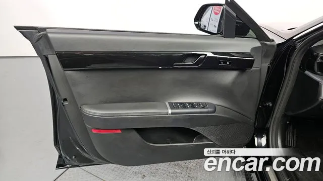 Hyundai Grandeur Grandeur (GN7) 3.5 Бензин 2WD — Фото автомобиля 24
