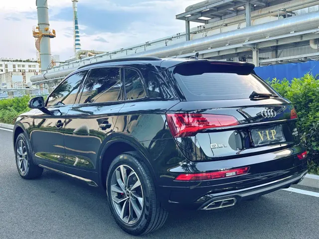 Audi Q5L — Фото автомобиля 9