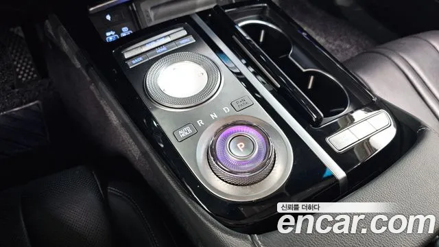 Genesis G80 Бензин 2.5 турбо AWD — Фото автомобиля 7