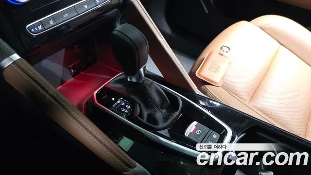 Renault-KoreaSamsung QM6 Новый QM6 2.0 GDe RE Signature 2WD — Фото автомобиля 9