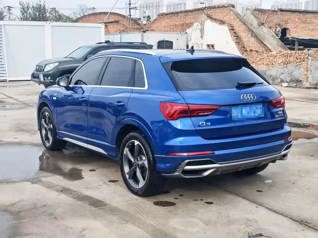 Audi Q3 — Фото автомобиля 10