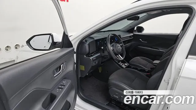 Hyundai Kona SX2 — Фото автомобиля 15