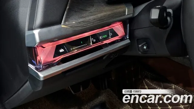 BMW 7 Series G70 — Фото автомобиля 30