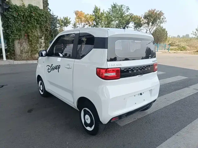 Wuling Hongguang Mini EV — Фото автомобиля 4