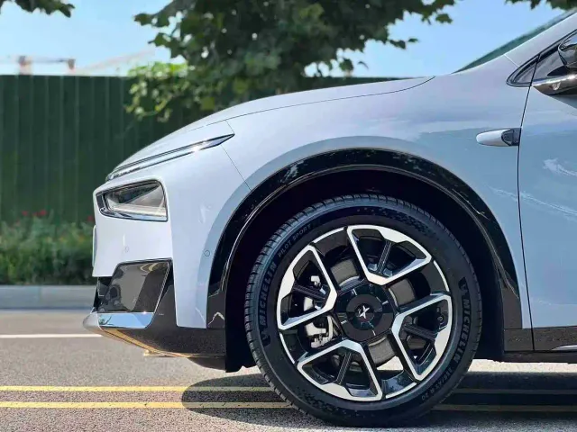 Xpeng G7 — Фото автомобиля 5