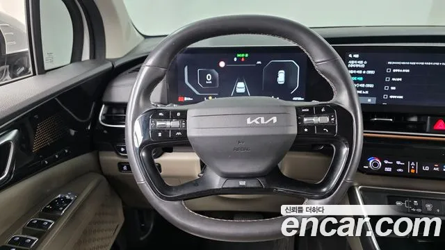 Kia Carnival Generation 4 — Фото автомобиля 13