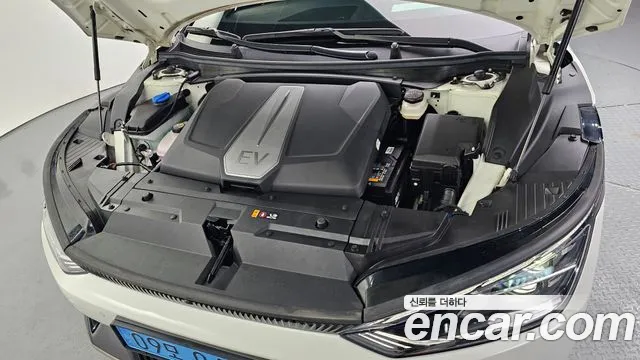 Kia EV6 — Фото автомобиля 6