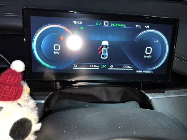 BYD Seal 06 — Фото автомобиля 12