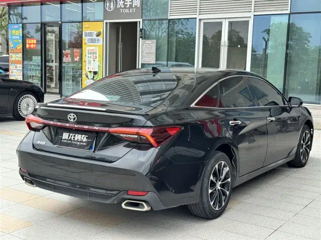 Toyota Avalon 2022 2.0L Luxury Edition — Фото автомобиля 9