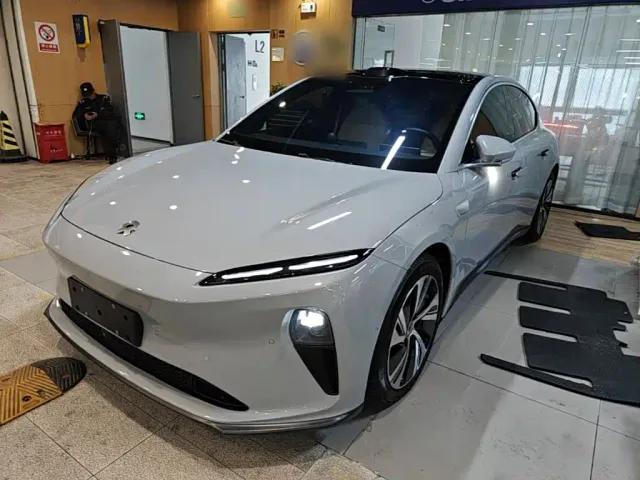 Фотография автомобиля — Nio ET5