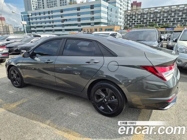 Hyundai AVANTE Avante (CN7) — Фото автомобиля 4