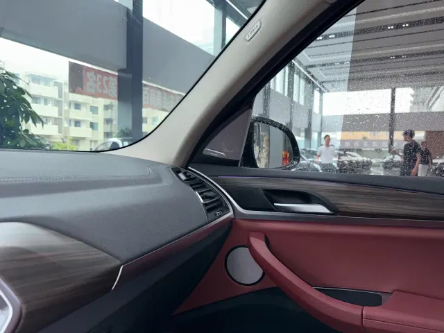 BMW X3 — Фото автомобиля 6