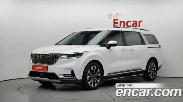 Фотография автомобиля — Kia Carnival Generation 4