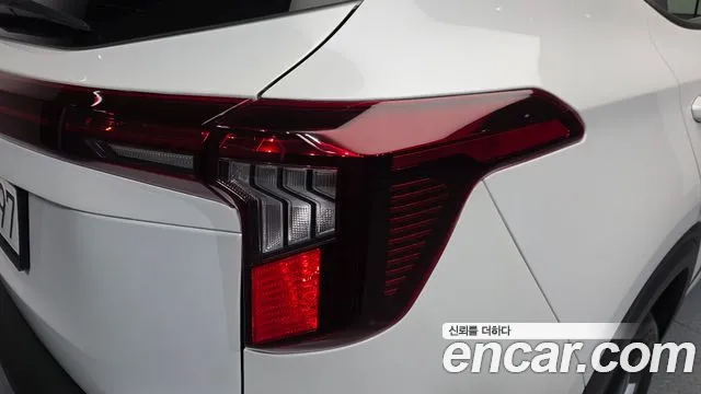 Kia Seltos New — Фото автомобиля 8