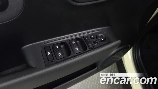 Hyundai Casper Electric — Фото автомобиля 23