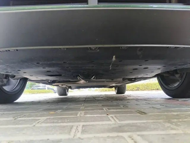 Li Auto L9 — Фото автомобиля 2
