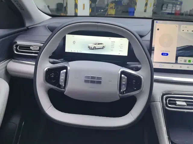 Geely Galaxy Stellar 6 — Фото автомобиля 15