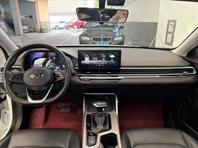 Geely Emgrand — Фото автомобиля 8