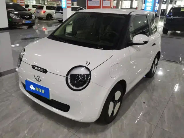 Фотография автомобиля — Changan Lumin