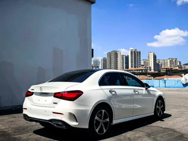 Mercedes-Benz A-Class — Фото автомобиля 13