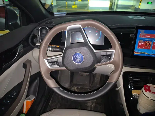 BYD Qin PLUS — Фото автомобиля 11