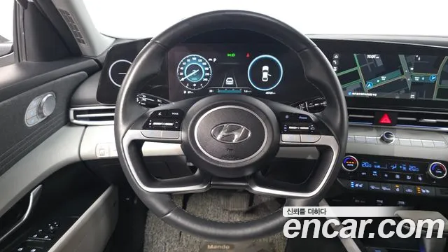 Hyundai AVANTE Avante (CN7) — Фото автомобиля 13