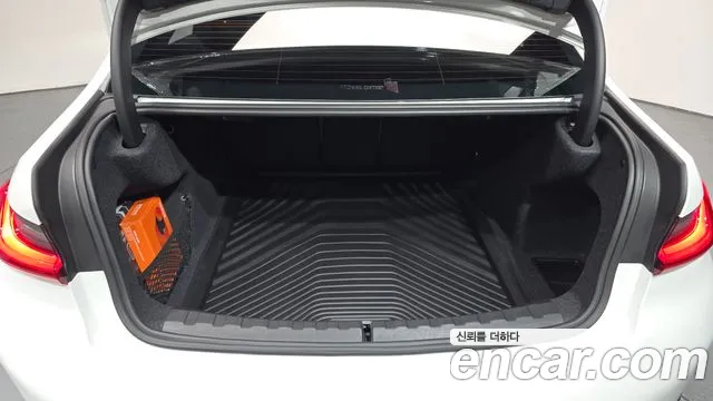 BMW 3 Series — Фото автомобиля 28
