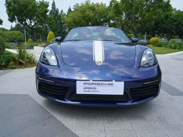 Porsche 718 — Фото автомобиля 2