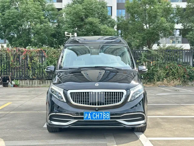 Mercedes-Benz V-Class — Фото автомобиля 2