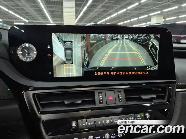 Lexus ES 7th Gen — Фото автомобиля 9