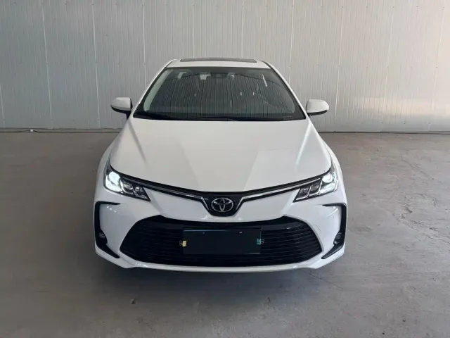 Toyota Corolla — Фото автомобиля 3