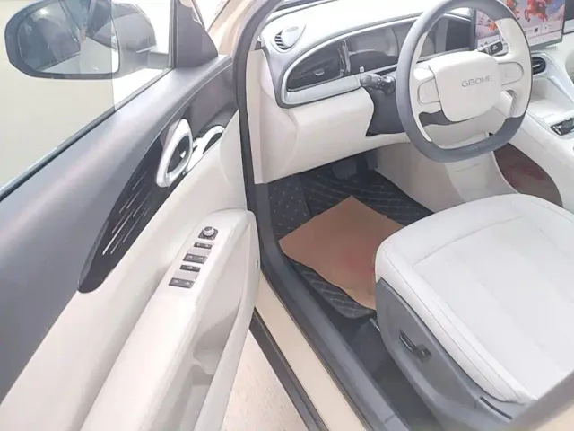 Geely Starry Wish — Фото автомобиля 15